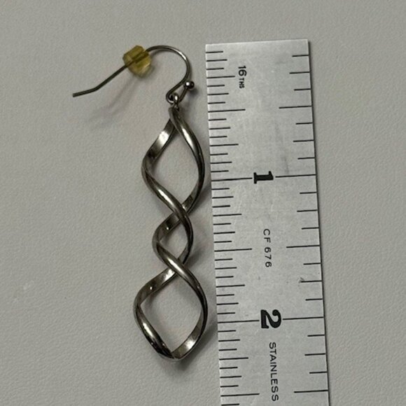 Lia Sophia "TWIZZLER" Earrings - Picture 4 of 6